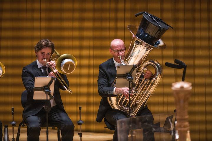 Pacho Flores, dirigent Rodolfo, Kristiansand Symfoniorkester. Kilden. Foto: Svein Erik Nomeland